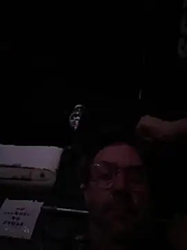 Johnny Bottoms online show from April 21, 2026, 3:46 am