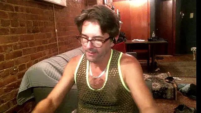 Snapshot of Johnny_Bottoms chatting on September 24, 2025, 11:21 pm Johnny Bottoms online show from September 24, 2025, 11:21 pm