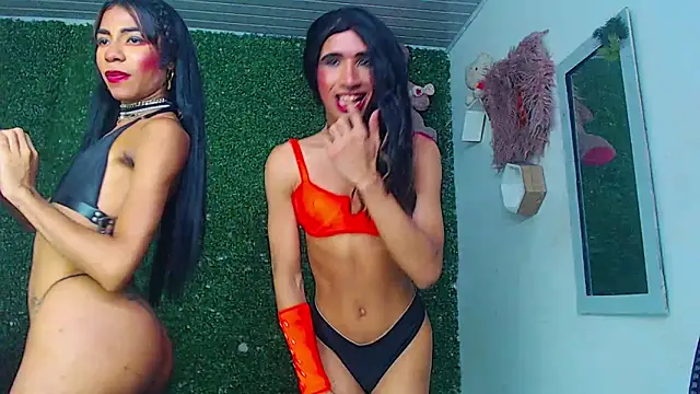 Snapshot of newgroupxxx chatting on October 10, 2025, 3:51 am newgroupxxx online show from October 10, 2025, 3:51 am