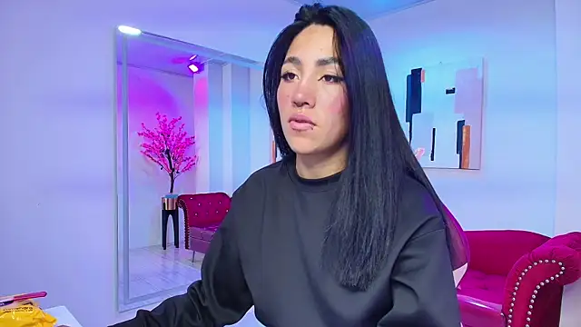 Leia queens online show from January 28, 2025, 11:17 am