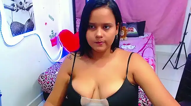 laurelys a online show from January 11, 2025, 9:46 pm