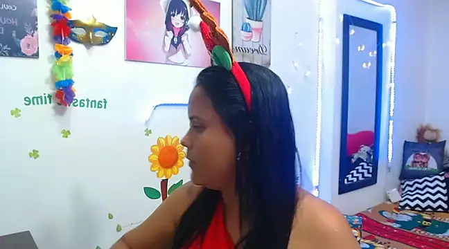 laurelys a online show from December 20, 2024, 9:39 pm