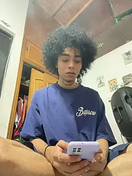 Snapshot of seven7xis chatting on January 28, 2025, 3:25 am seven7xis online show from January 28, 2025, 3:25 am