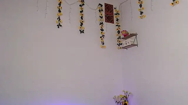 Snapshot of seven7xis chatting on March 20, 2025, 5:13 am seven7xis online show from March 20, 2025, 5:13 am