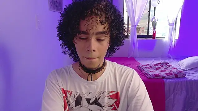 Snapshot of seven7xis chatting on September 12, 2025, 9:47 pm seven7xis online show from September 12, 2025, 9:47 pm