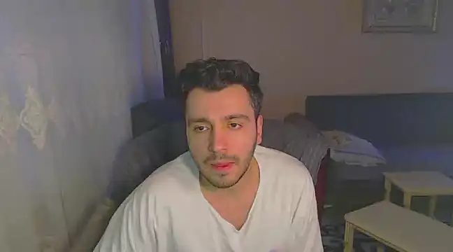 handsomeee04 online show from February 2, 2025, 3:39 pm