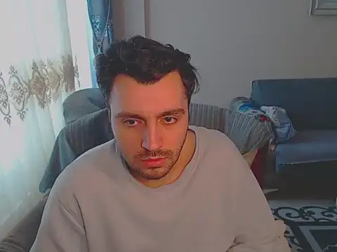 handsomeee04 online show from February 23, 2025, 2:35 pm