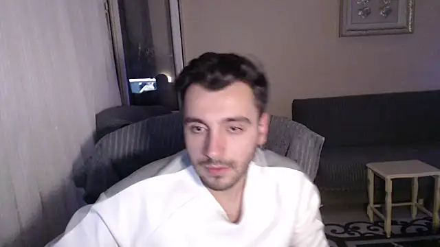 handsomeee04 online show from October 2, 2025, 10:02 pm