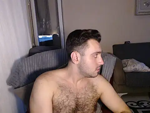 handsomeee04 online show from September 17, 2025, 2:46 am