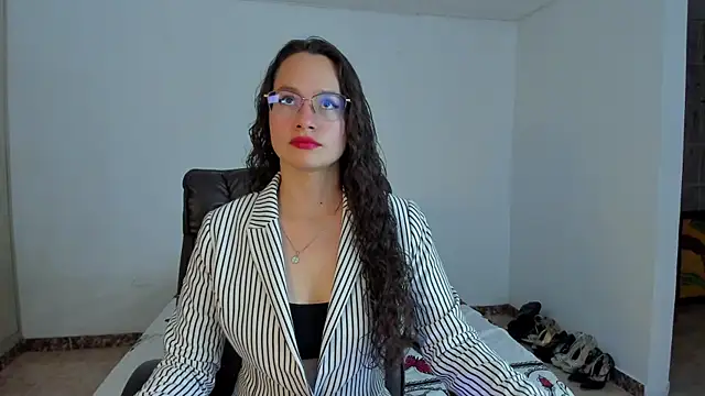 Snapshot of emmaTorres1 chatting on March 11, 2025, 9:04 pm emmaTorres1 online show from March 11, 2025, 9:04 pm