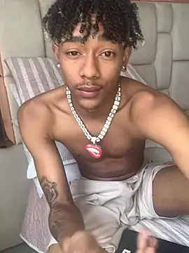 Boy cock18 online show from February 7, 2025, 5:18 pm