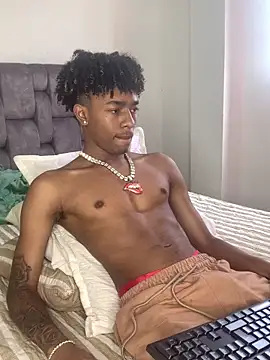 Boy cock18 online show from March 3, 2025, 4:26 pm
