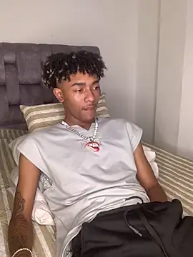 Boy cock18 online show from February 24, 2025, 5:00 am