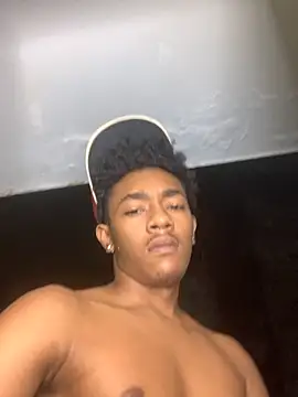 Snapshot of Boy_cock18 chatting on October 30, 2025, 7:17 am Boy cock18 online show from October 30, 2025, 7:17 am