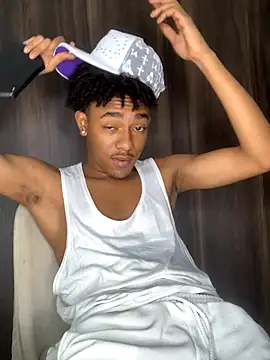 Snapshot of Boy_cock18 chatting on September 25, 2025, 4:29 am Boy cock18 online show from September 25, 2025, 4:29 am