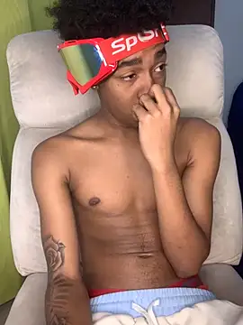 Snapshot of Boy_cock18 chatting on October 15, 2025, 7:44 pm Boy cock18 online show from October 15, 2025, 7:44 pm