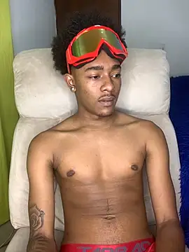 Snapshot of Boy_cock18 chatting on October 16, 2025, 6:05 pm Boy cock18 online show from October 16, 2025, 6:05 pm