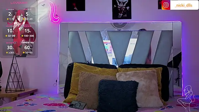 supradoll online show from October 19, 2025, 6:10 pm