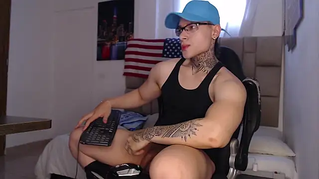 DennisWalkerr online show from February 6, 2025, 1:54 pm