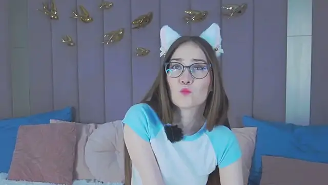 Snapshot of SashaMeow chatting on March 16, 2025, 4:34 pm SashaMeow online show from March 16, 2025, 4:34 pm