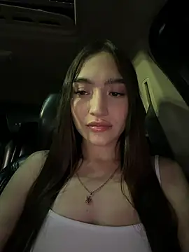 MilenaMilven online show from June 27, 2026, 8:04 pm