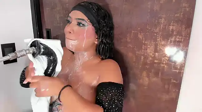 Snapshot of Leticia_lynn chatting on February 18, 2025, 11:30 pm Leticia lynn online show from February 18, 2025, 11:30 pm