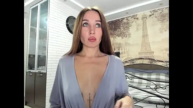 Snapshot of One_of_the_girls chatting on October 17, 2025, 5:37 pm One of the girls online show from October 17, 2025, 5:37 pm