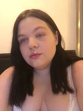 Charlotte Ros online show from January 17, 2025, 6:23 pm