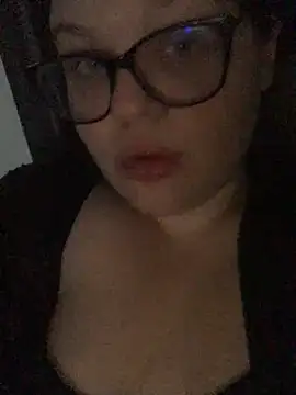 Charlotte Ros online show from January 27, 2025, 12:33 am