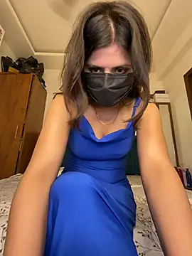ahista online show from July 18, 2026, 5:32 pm