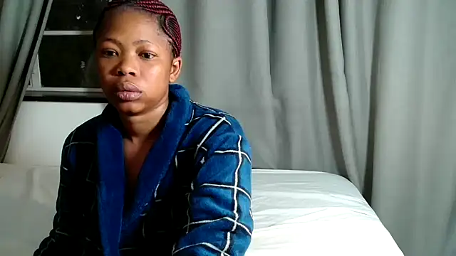 EROTIC BARBIE28 online show from April 15, 2026, 4:18 am