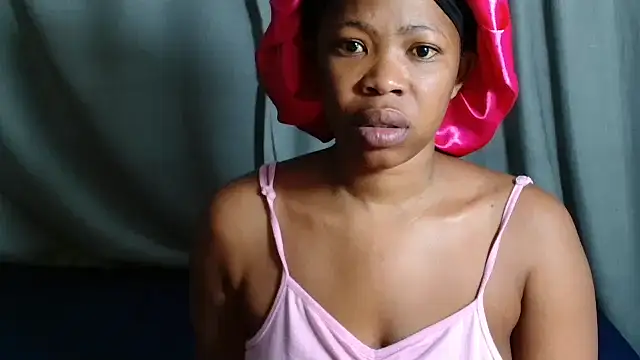 EROTIC BARBIE28 online show from April 16, 2026, 4:57 am