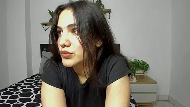 naughty 1girl online show from February 24, 2025, 8:14 pm