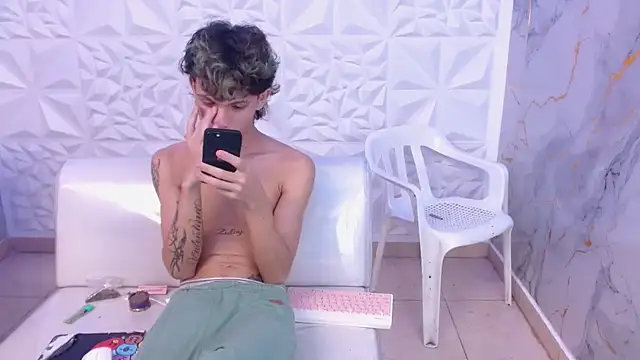 andy dan18 online show from April 23, 2026, 9:49 pm