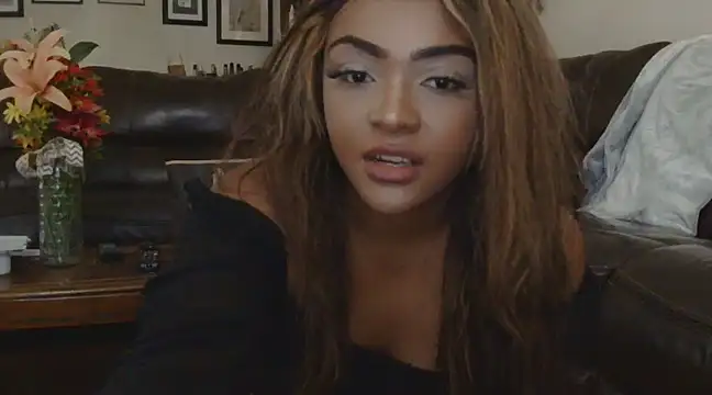 jaslenelovely online show from January 22, 2025, 6:41 pm