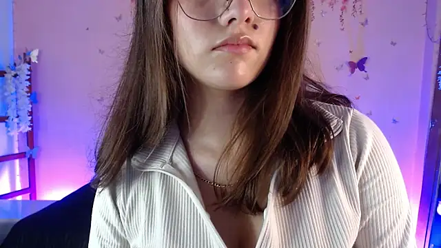 Sweetlu gh online show from October 18, 2025, 7:27 pm