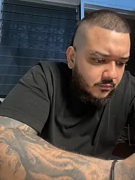 El Titan1998 online show from November 13, 2025, 10:57 pm