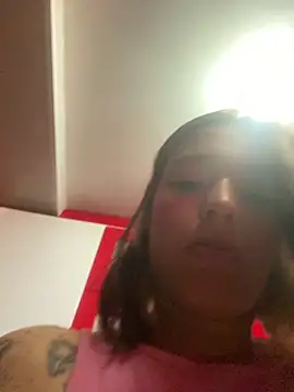 Snapshot of BlueStoneX chatting on October 27, 2025, 7:09 am BlueStoneX online show from October 27, 2025, 7:09 am