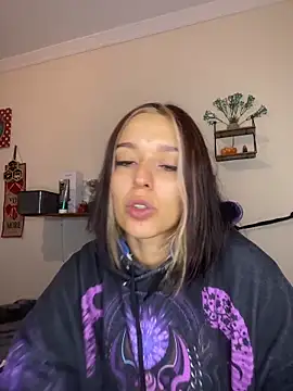 BlueStoneX online show from December 21, 2025, 7:10 am