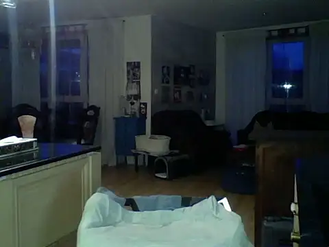 kevincumporn online show from November 23, 2025, 4:55 am