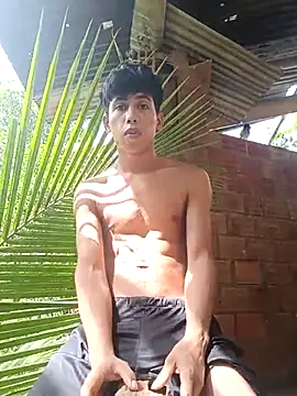 Andres123cv online show from December 5, 2025, 7:01 pm