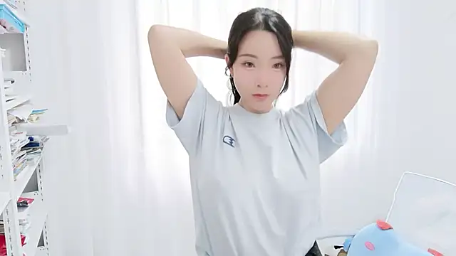 Lucky-kaka999 online show from October 23, 2025, 12:53 am