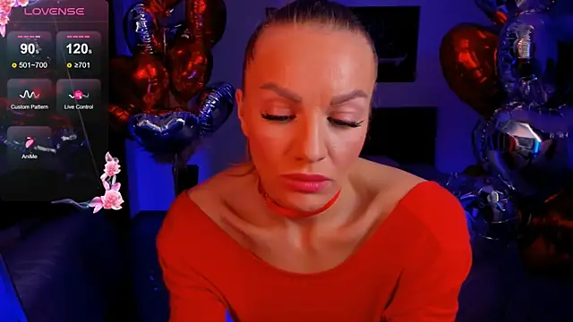 Oliva Candy online show from February 11, 2025, 1:51 pm