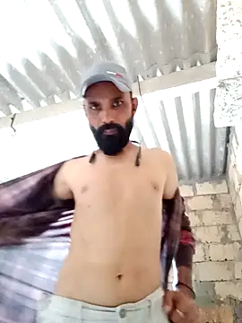 Snapshot of mojmasti143 chatting on October 20, 2025, 6:37 am mojmasti143 online show from October 20, 2025, 6:37 am