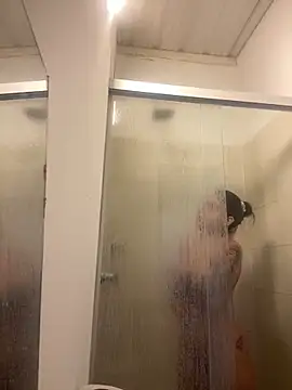 Lexi Belle  online show from January 24, 2025, 7:28 pm