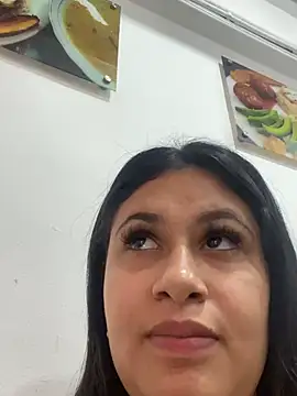 Lexi Belle  online show from February 1, 2025, 9:40 pm