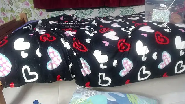 Snapshot of lucia514gutierre chatting on December 26, 2024, 9:01 am lucia514gutierre online show from December 26, 2024, 9:01 am