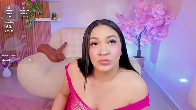 Snapshot of stefany_duque1_ chatting on September 20, 2025, 3:11 am stefany duque1  online show from September 20, 2025, 3:11 am