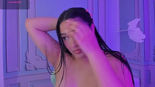 stefany duque1  online show from February 1, 2025, 3:08 am
