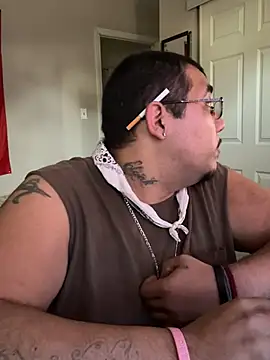 cloudy couple444 online show from February 18, 2025, 6:15 pm